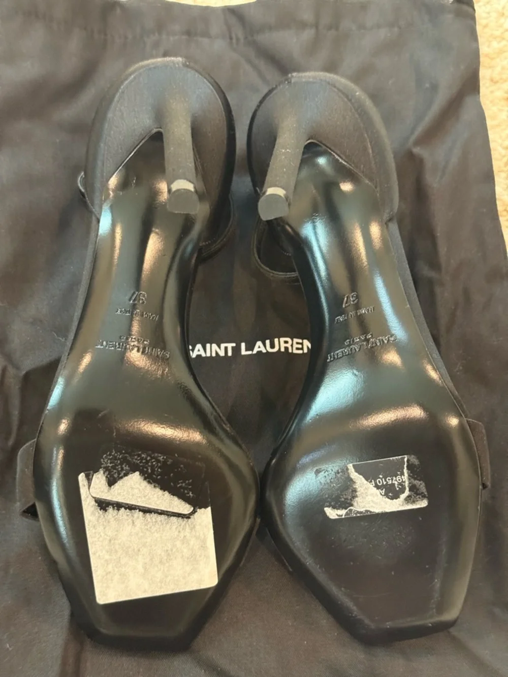 Saint Laurent Amber 105 Satin Heels. - Picture 4 of 15